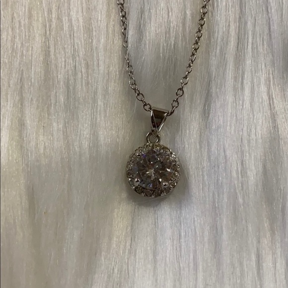 Sterling silver cubic zirconia necklace - Picture 1 of 4